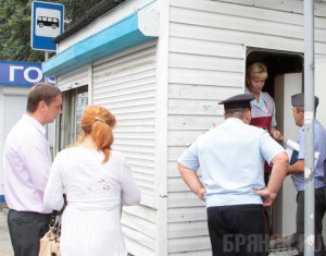 Чиновники Брянска снова грозят усилить борьбу с незаконными киосками