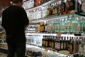 В придомовых магазинах запретят водку В придомовых магазинах запретят водку