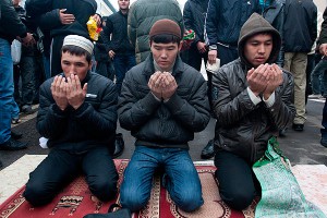 Религиозные обряды приравняли к митингам Религиозные обряды приравняли к митингам