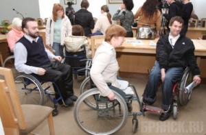 С начала года удалось трудоустроить около 700 брянских инвалидов