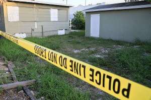 Девочка зарезала брата ради бойфренда Девочка зарезала брата ради бойфренда