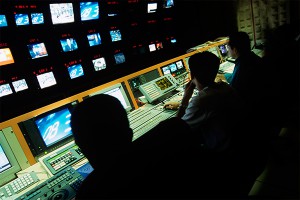 "Большой брат" шантажирует лидеров "Большой брат" шантажирует лидеров