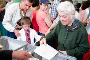 На Украине выбирают новую Верховную раду На Украине выбирают новую Верховную раду