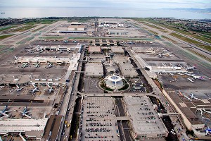 В аэропорту США отменили рейсы из-за Wi-Fi В аэропорту США отменили рейсы из-за Wi-Fi