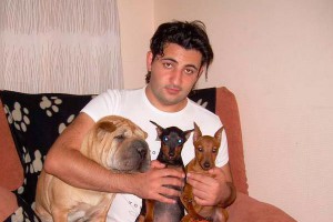 Известный ведущий задержан за пьяный дебош Известный ведущий задержан за пьяный дебош