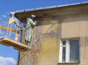 В брянский Фонд ремонта домов поступило 30 миллионов рублей