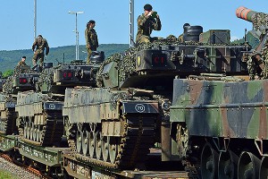 Германия распродает танки из-за Украины Германия распродает танки из-за Украины