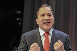 Шведский премьер опозорился перед прессой Шведский премьер опозорился перед прессой