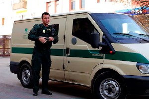 В Москве у инкассаторов отняли 50 миллионов В Москве у инкассаторов отняли 50 миллионов