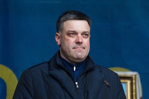 Тягнибок отказался от сторонников Тягнибок отказался от сторонников