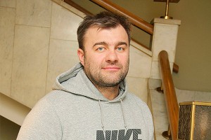 Пореченков привез в Донбасс гумпомощь Пореченков привез в Донбасс гумпомощь