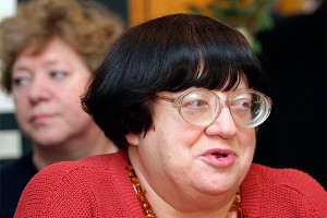 Новодворская с того света достала "Эхо Москвы" Новодворская с того света достала "Эхо Москвы"