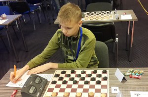 Юный брянский шашист взял «серебро» на первенстве мира Иван Псурцев