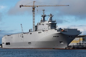 Французы опять обещают отдать "Мистрали" Французы опять обещают отдать "Мистрали"