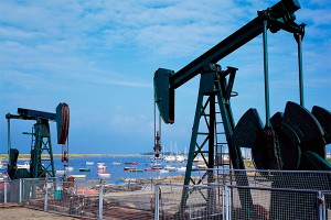 "ИГ" продает нефть по $20 за баррель "ИГ" продает нефть по $20 за баррель