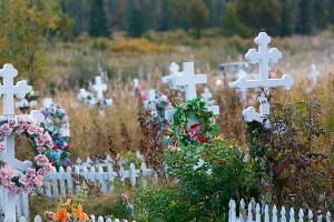 Сын похоронил отца в могиле чужой женщины Сын похоронил отца в могиле чужой женщины