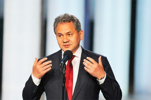 Шойгу думает направить в Крым вежливых людей Шойгу думает направить в Крым вежливых людей