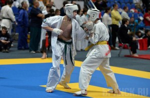 Брянский каратист Рамин Акперов стал победителем первенства ЦФО