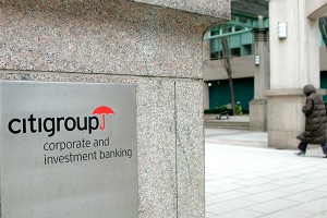 Топ-менеджер Citigroup перерезал себе горло Топ-менеджер Citigroup перерезал себе горло