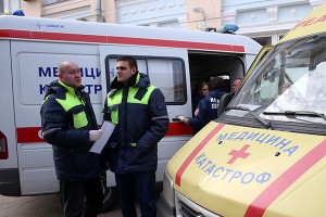 Женщина покончила с собой в торговом центре Женщина покончила с собой в торговом центре