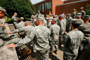 Солдат США оставили у российских границ Солдат США оставили у российских границ