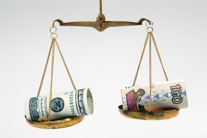 Доллар упал до двухнедельного минимума Доллар упал до двухнедельного минимума