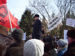 Увеселительных заведений в сквере Проскурина быть не должно