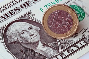 Курс евро превысил отметку в 62 рубля Курс евро превысил отметку в 62 рубля