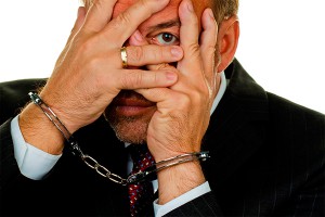 За грязные дела чиновников заплатят их семьи За грязные дела чиновников заплатят их семьи