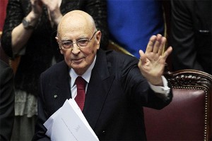 Президент Италии уходит в отставку Президент Италии уходит в отставку