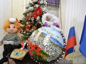 Игрушки из Севастополя украсят главную новогоднюю елку Брянска