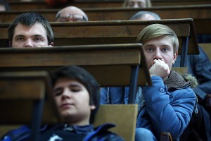 Стоимость обучения в вузах хотят заморозить Стоимость обучения в вузах хотят заморозить