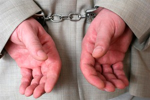 Чиновника поймали на краже крема для загара Чиновника поймали на краже крема для загара