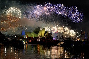 Мир встретил Новый год рекордным шоу Мир встретил Новый год рекордным шоу