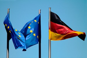 Германия гонит Грецию из еврозоны Германия гонит Грецию из еврозоны