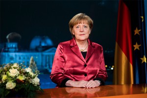 Европарламент обвинил Меркель в спекуляции Европарламент обвинил Меркель в спекуляции