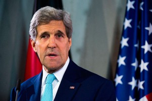 Джона Керри протаранила машина сопровождения Джона Керри протаранила машина сопровождения