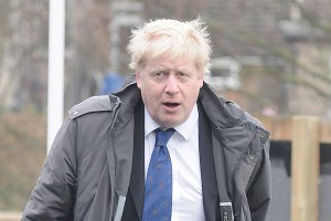 Мэр Лондона провел ночь с бомжами Мэр Лондона провел ночь с бомжами