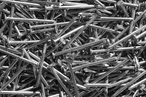 Мужчина до смерти объелся гвоздями Мужчина до смерти объелся гвоздями