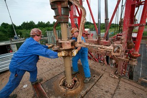 Дешевая нефть ударила по сланцевой добыче Дешевая нефть ударила по сланцевой добыче