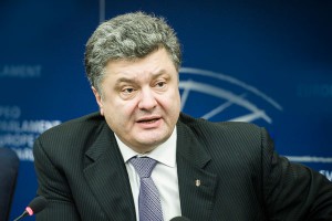 В Цюрихе устроили митинг против Порошенко В Цюрихе устроили митинг против Порошенко