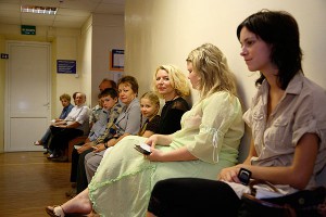 Очереди к врачам станут короче Очереди к врачам станут короче