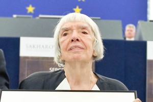 Памятник жертвам репрессий откроют в октябре Памятник жертвам репрессий откроют в октябре