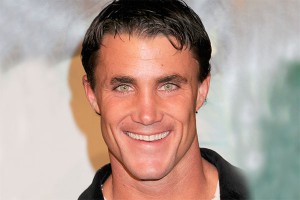 Актера "Матрицы" сбил поезд Актера "Матрицы" сбил поезд