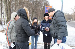 Студенты призвали пешеходов быть аккуратными на дорогах