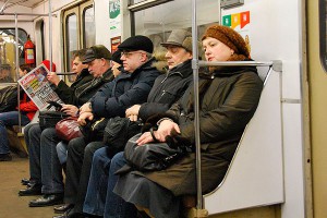 Столичных бомжей оставили в метро Столичных бомжей оставили в метро