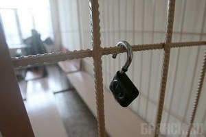 В брянском СИЗО арестант перерезал себе вены