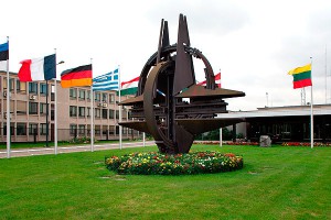 НАТО отказалось принять Украину НАТО отказалось принять Украину