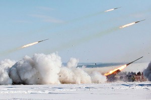 Луганск обстреляли из системы "Ураган" Луганск обстреляли из системы "Ураган"