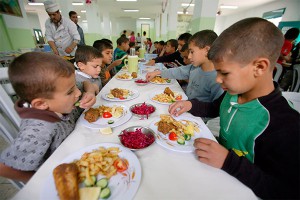 За устройство сирот хотят поощрять За устройство сирот хотят поощрять